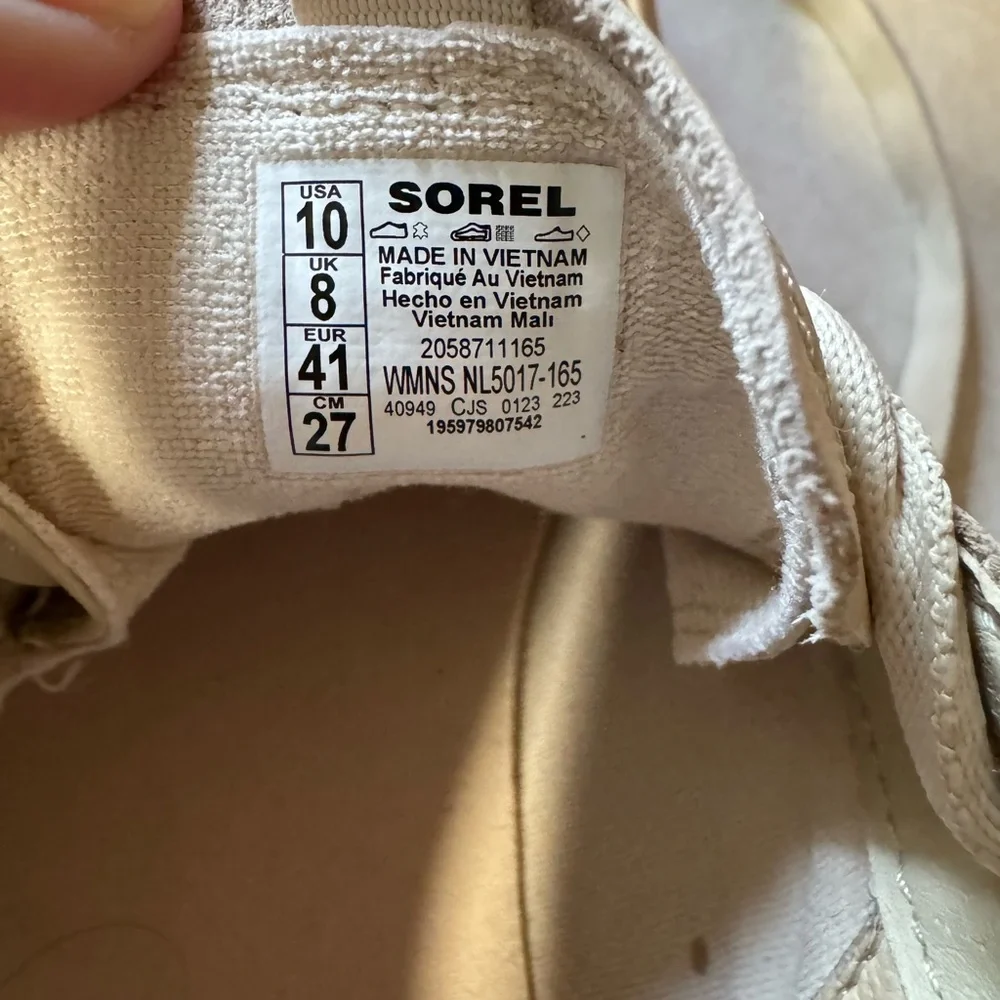 Sorel Women's Caribou X Shoe Waterproof Shoes SZ 10 Cream Orange